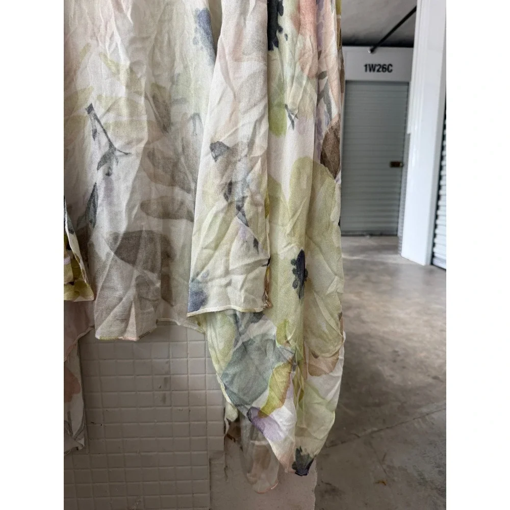 Elizabeth Gillett Floral Kimono Wrap Poncho Crochet Lace Inset Viscose One Size